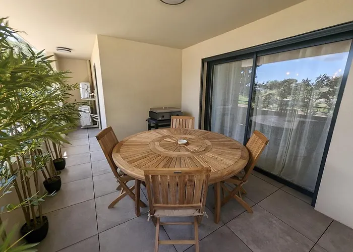 Neuf Pres Du Port De Vecchio *