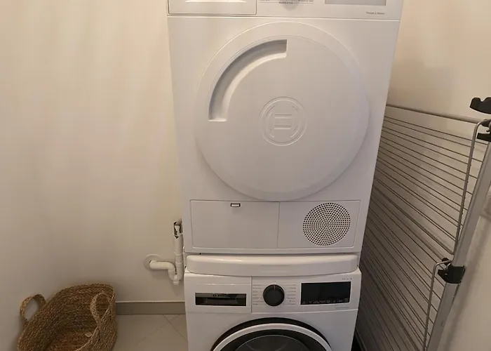 Neuf Pres Du Port De Vecchio *